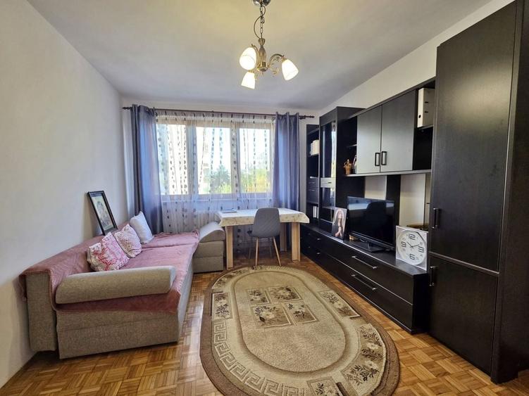Apartament cu 2 camere semidecomandat, mobilat în Gheorgheni