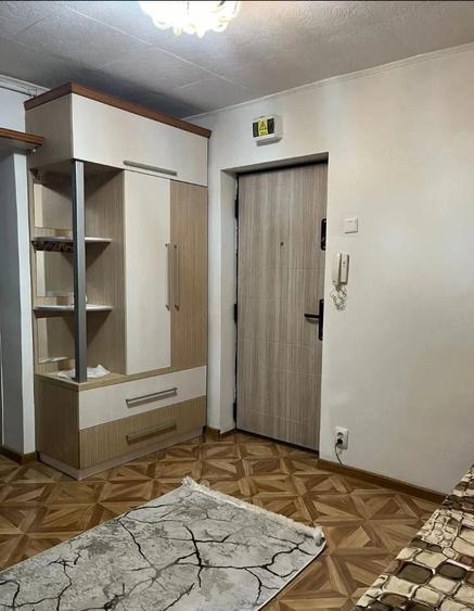 Apartament cu 2 camere semidecomandat în Pantelimon