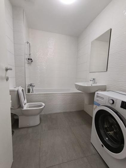 Apartament cu 3 camere decomandat în Lujerului