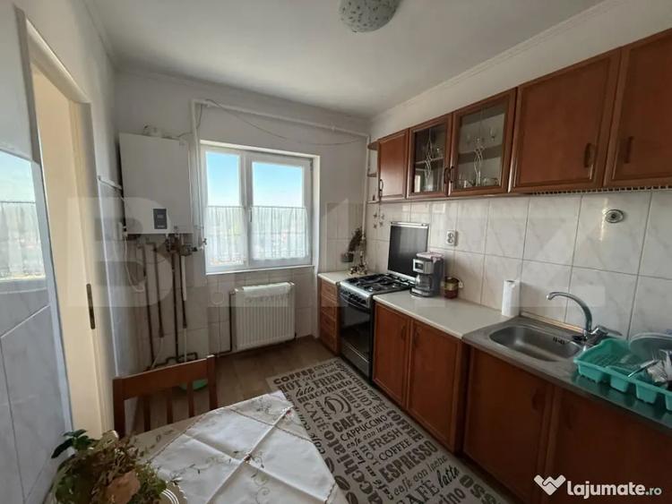 Apartament cu 2 camere decomandat, mobilat în 14 Mai