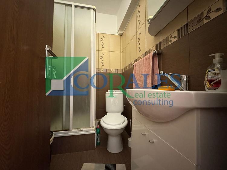 Apartament cu 4 camere decomandat, mobilat în Fabric