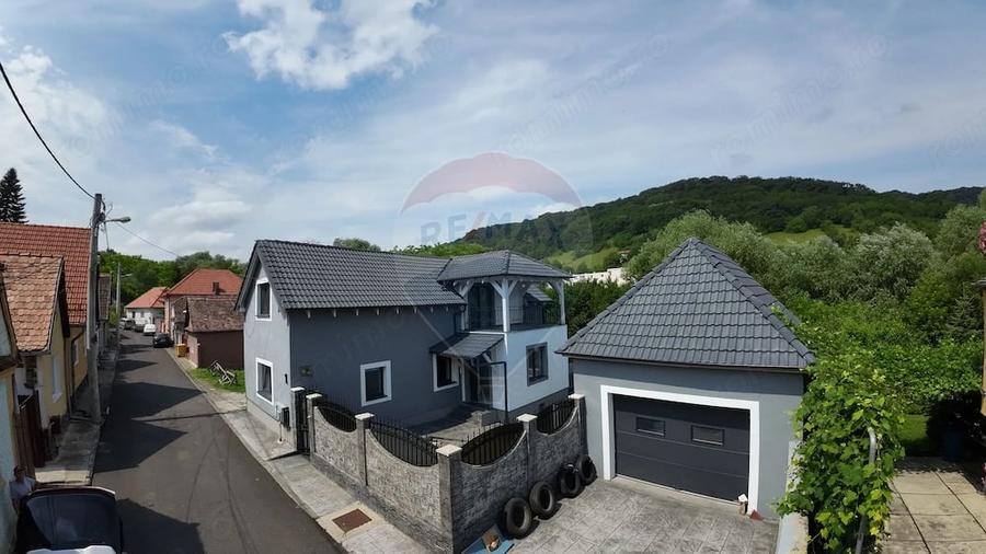 Casă cu Teren 430 Mp în Central