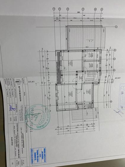 Casă cu 4 camere în Central