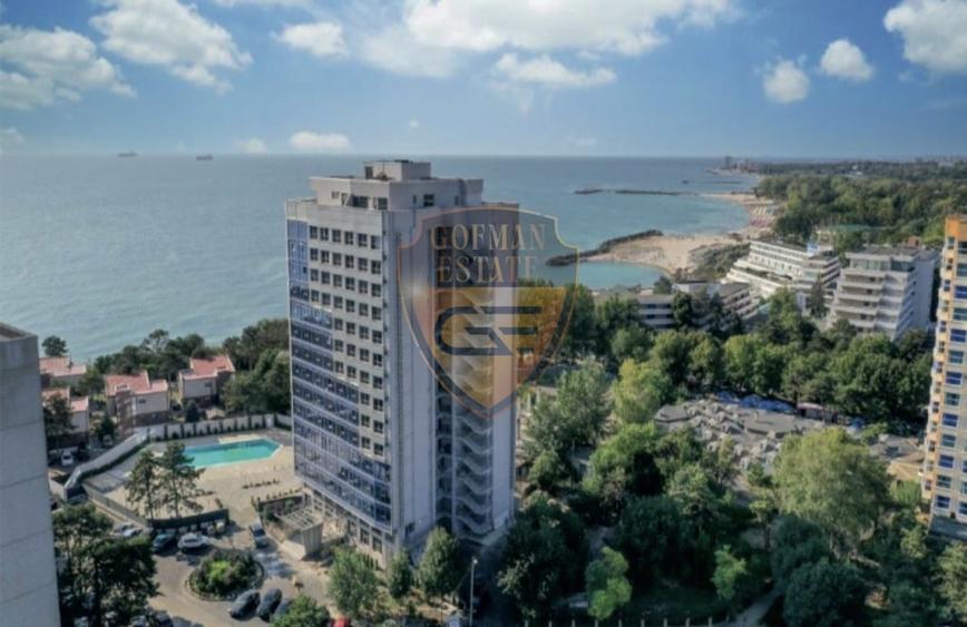 Apartament cu 3 camere semidecomandat, mobilat în Olimp