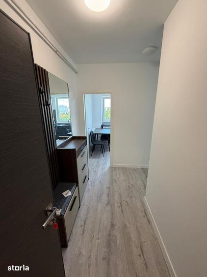 Se inchiriaza apartament cu balcon si parcare inclusa 450 /luna - 12