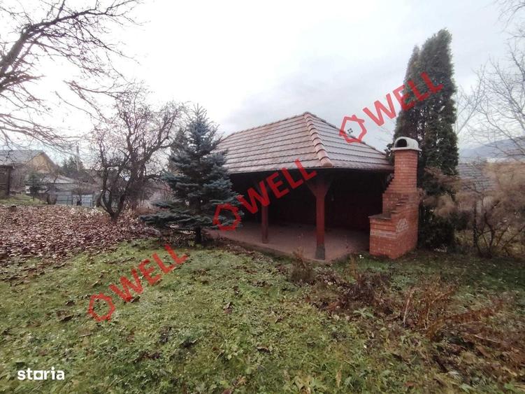 Casă cu 4 camere în Central