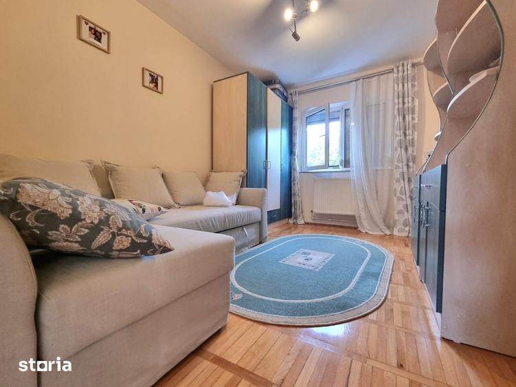 Apartament cu 3 camere decomandat în Bistrița Lac