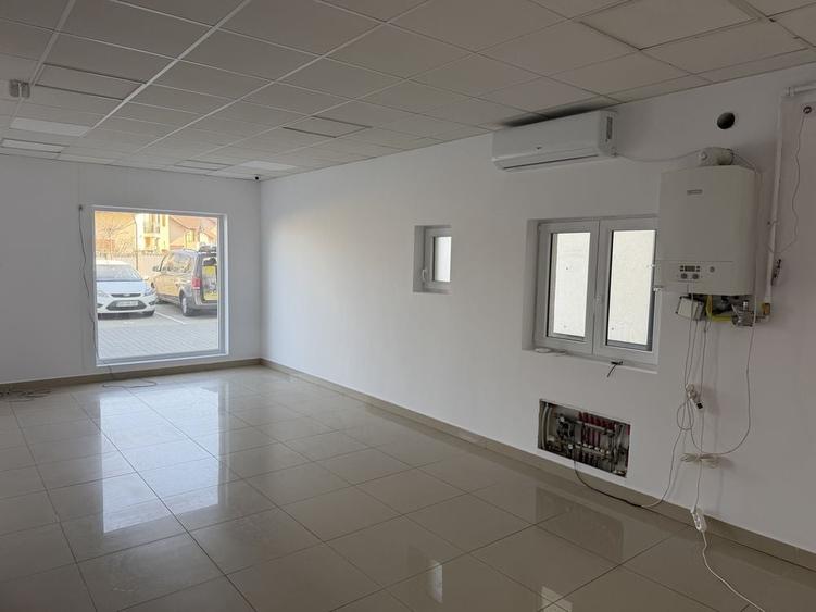 Spațiu comercial, de 54 mp, în Exterior Vest