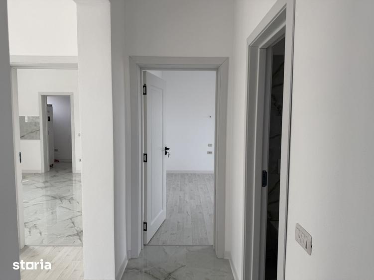 Casă cu 4 camere cu Teren 580 Mp în Sânmihaiu Român