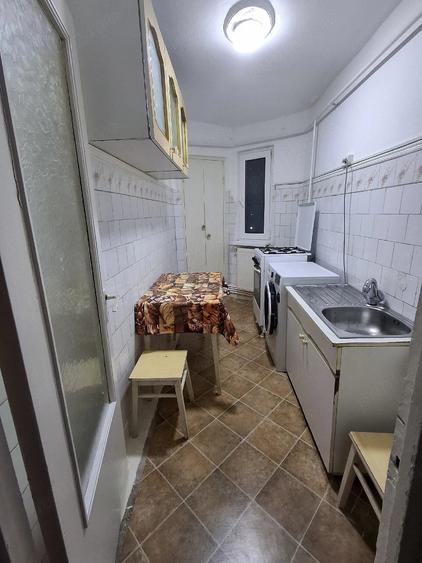 Apartament cu 2 camere semidecomandat în Viziru 1