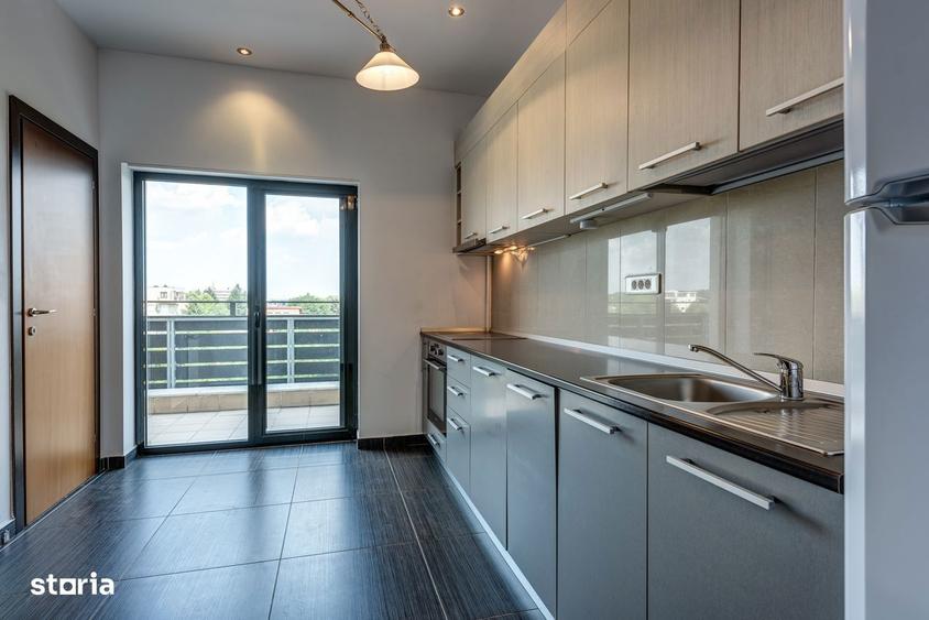 Apartament cu 3 camere în Băneasa