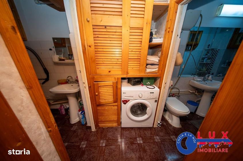 Apartament cu 3 camere decomandat în Babadag