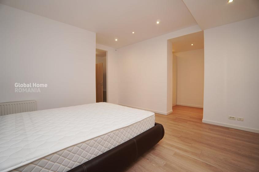 Apartament cu 4 camere semidecomandat în P-ța Dorobanți