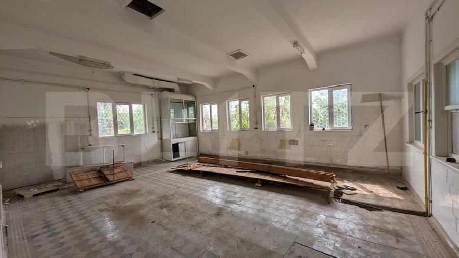 Casă individuală cu 5 camere cu Canalizare în Moreni