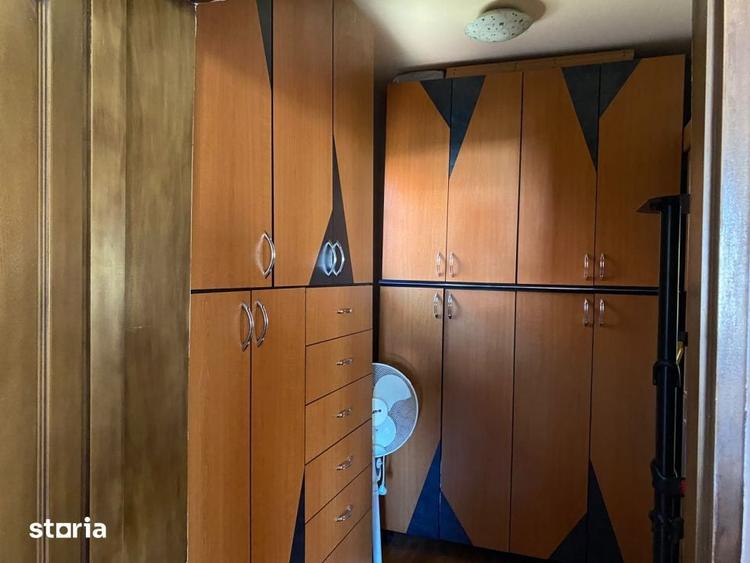 Casă cu 4 camere cu Teren 120 Mp în Valea Roșie