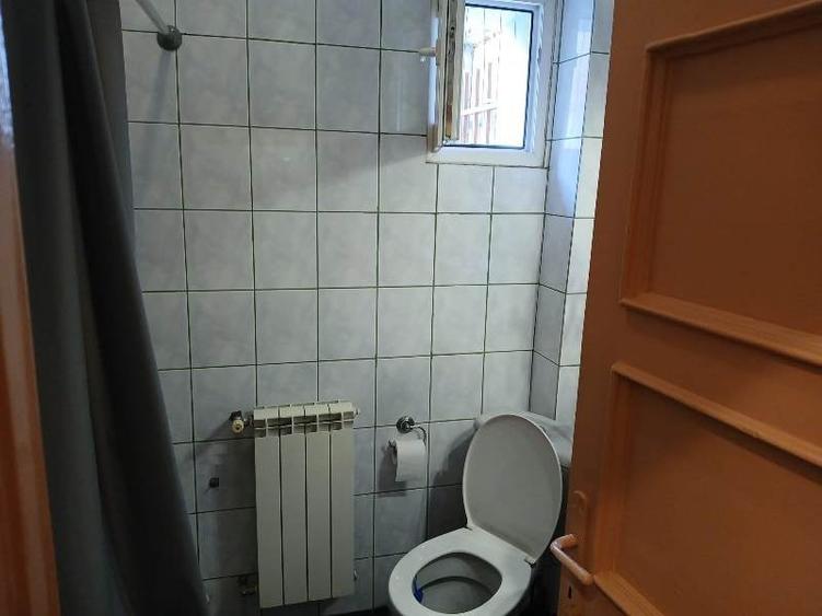 Garsonieră decomandată în P-ța Romană