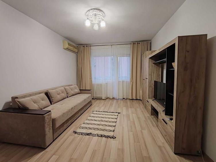 Apartament cu 2 camere decomandat în Podu Roș