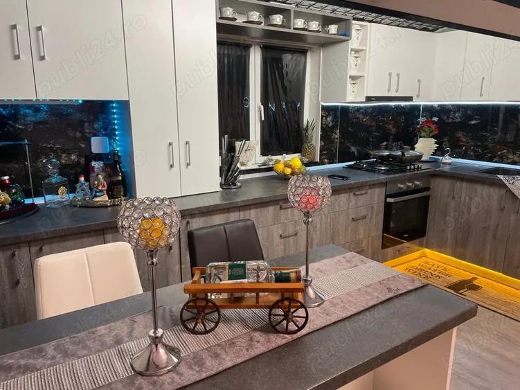 Apartament cu 3 camere decomandat în Ștrand