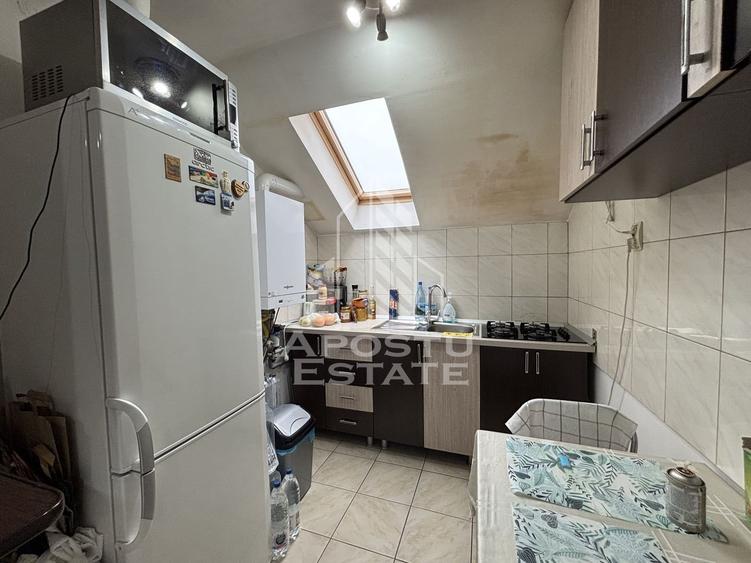 Apartament cu 2 camere semidecomandat, mobilat în Steaua