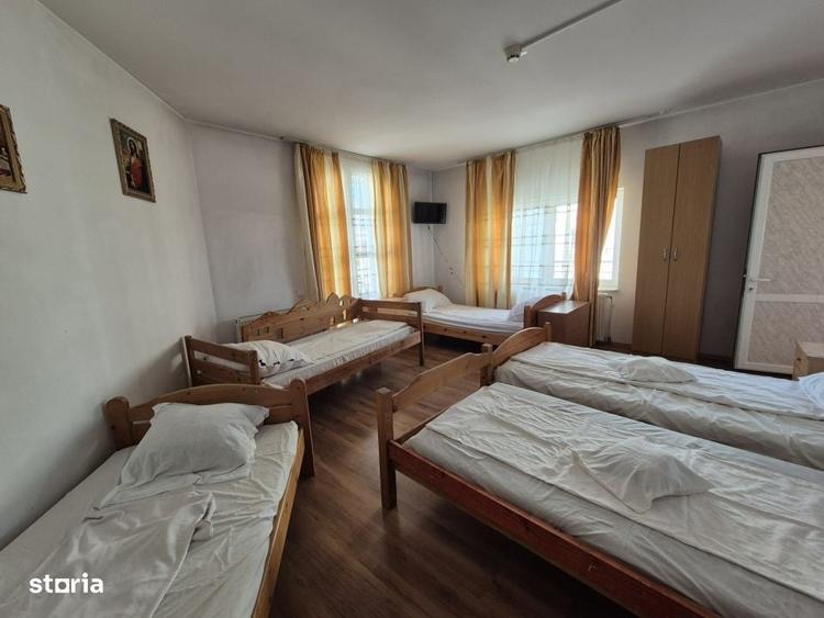Casă cu 4 camere cu Teren 450 Mp în Găvana