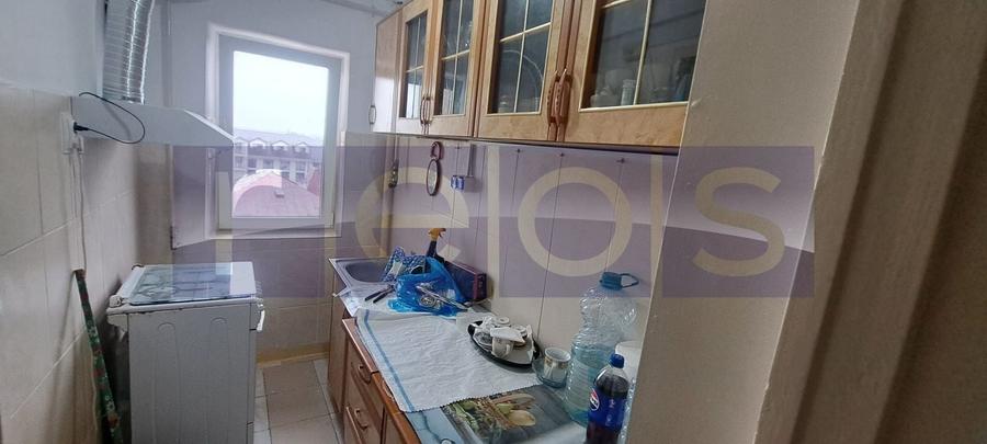 Apartament cu 3 camere decomandat, mobilat în Central