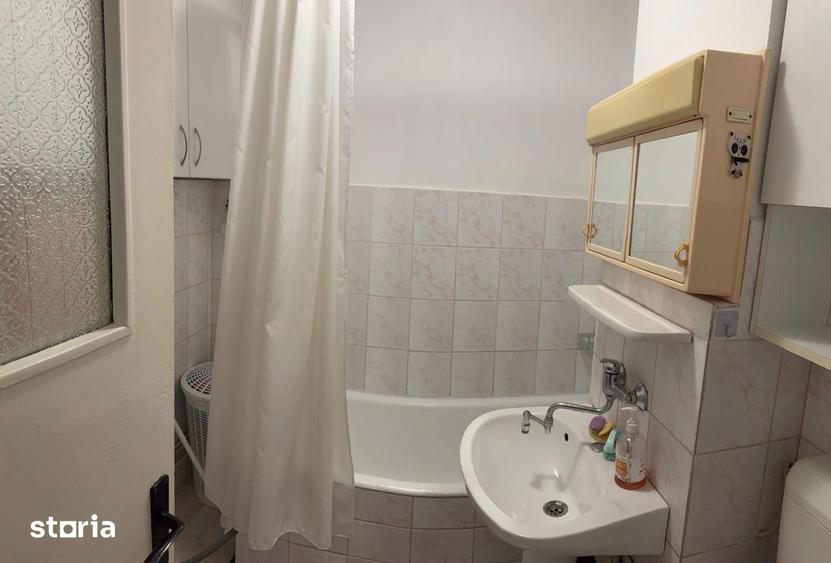 Apartament 2 camere decomandat, zona Astra - 2