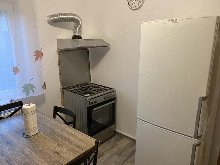 Garsonieră decomandată în Central