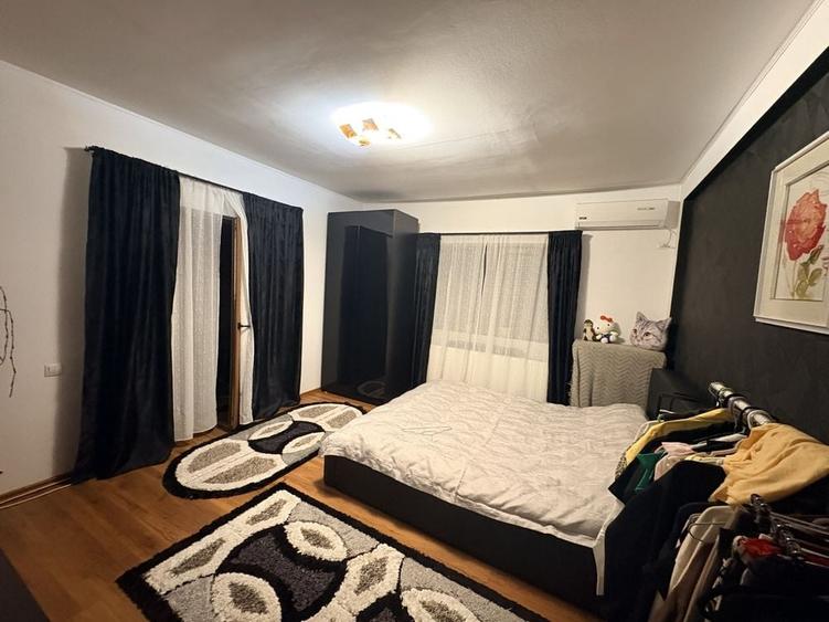 Apartament cu 3 camere decomandat în Postăvari