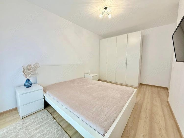 Apartament cu 3 camere decomandat în Bartolomeu