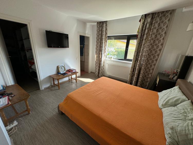 Casă individuală cu 2 camere cu Teren 1070 Mp în Lipănești
