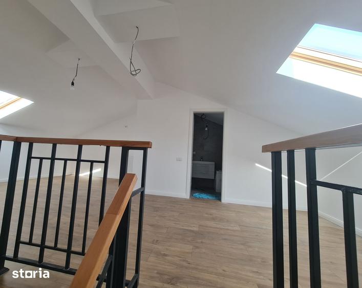 Casă cu 5 camere cu Teren 250 Mp în Central