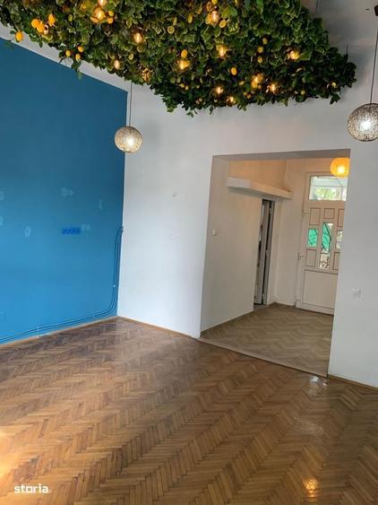 Spațiu comercial, de 50 mp, în Central