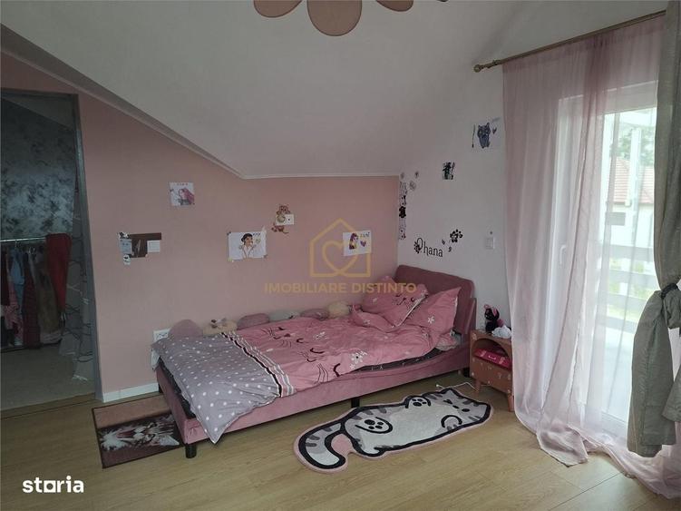 Casă cu 4 camere în Satu Nou de Sus