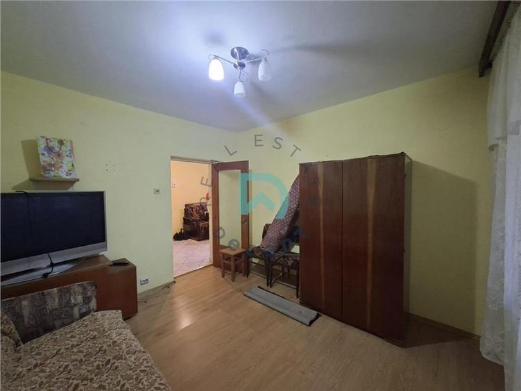 Apartament cu 2 camere decomandat în Răcădău