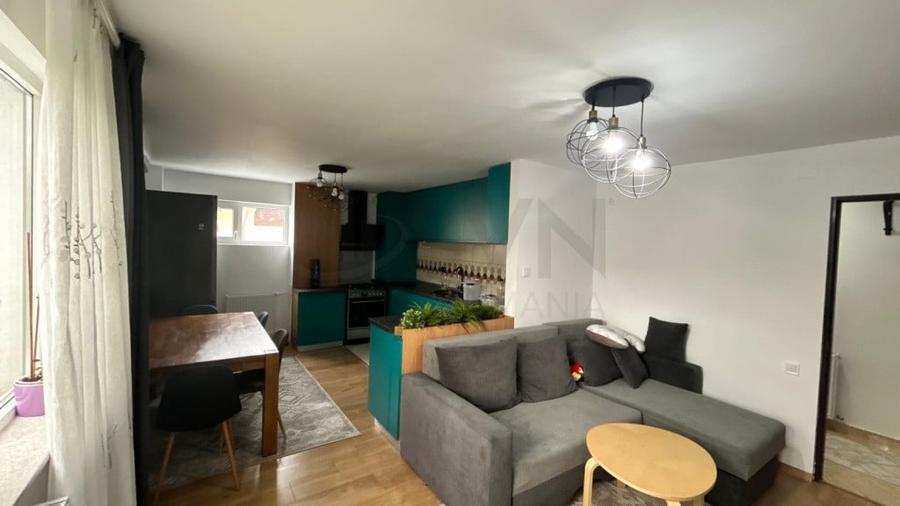 Apartament cu 3 camere decomandat în Domenii