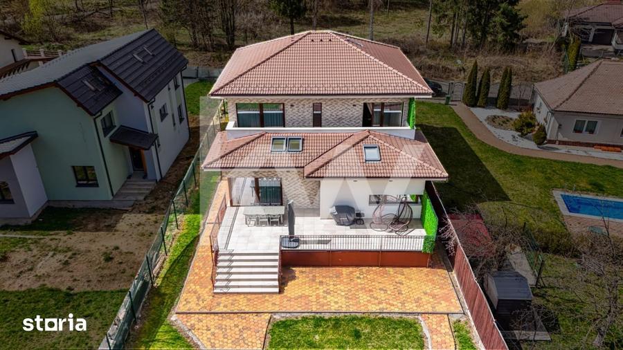 Casă cu 5 camere cu Teren 808 Mp în Dârste