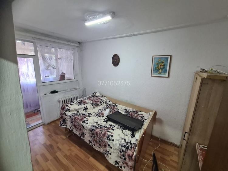 Apartament 3 camere, etaj 2 Str. Constructorului, Focsani
