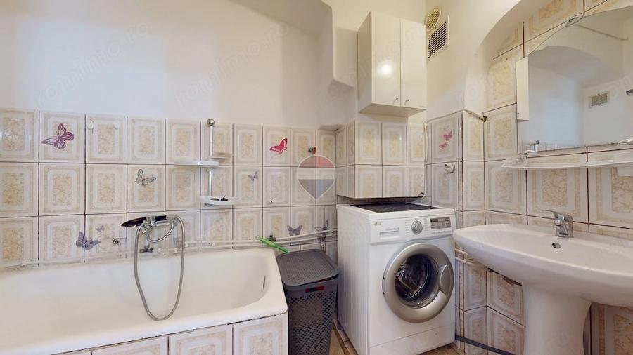 Apartament cu 2 camere semidecomandat în Centrul Istoric