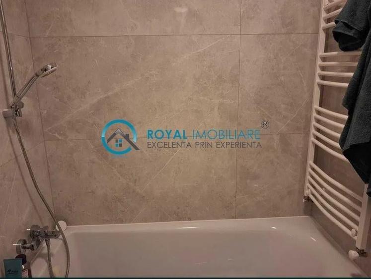 Apartament cu 3 camere decomandat, mobilat în Vest