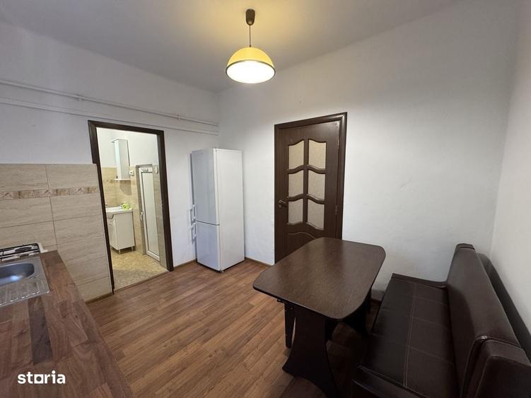 Apartament cu 3 camere în Astra