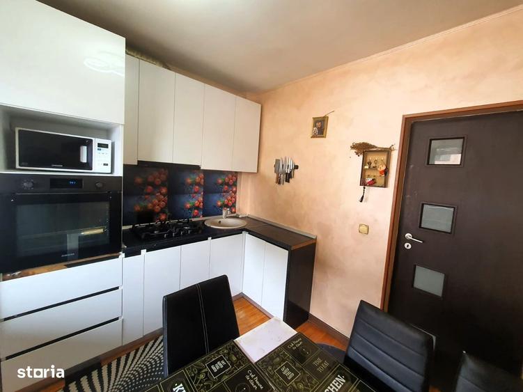 Apartament cu 3 camere în Dudu