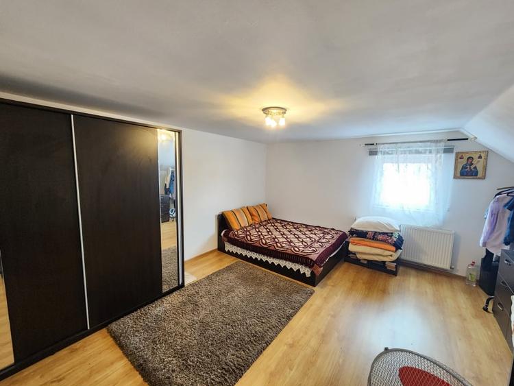 Casă individuală cu 7 camere cu Garaj în Biled