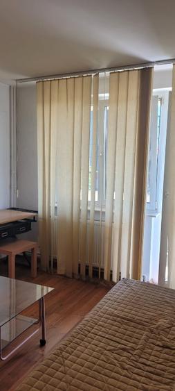 Apartament cu 2 camere semidecomandat în Armeneasca