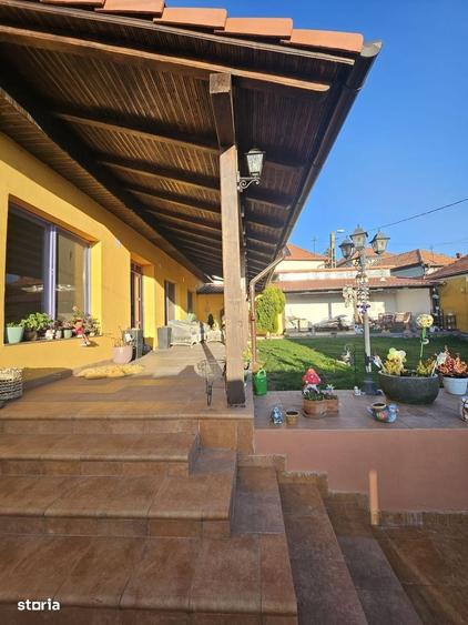 Casă cu 3 camere cu Piscina în Gării