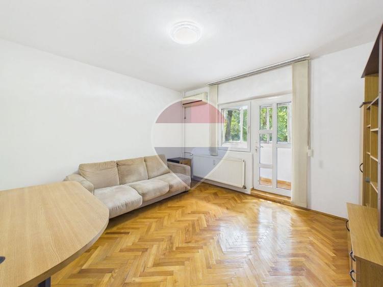 Apartament cu 3 camere spatios de inchiriat in zona 13 Se... - 1