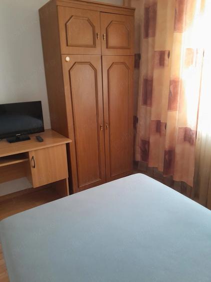 Apartament cu 2 camere nedecomandat în Orșova
