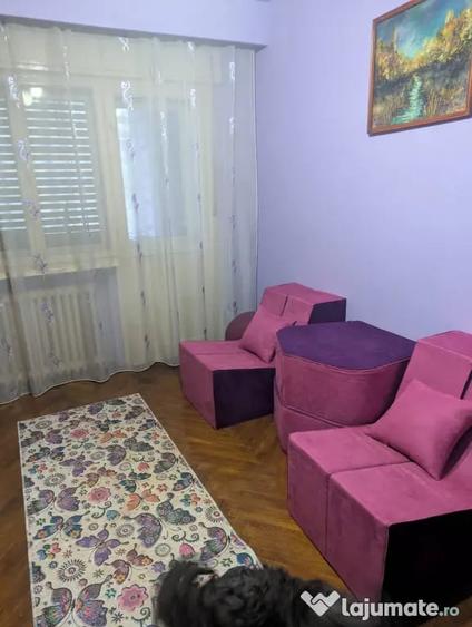Apartament cu 4 camere decomandat în Ultracentral