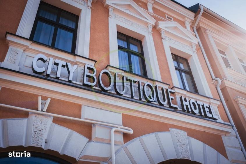Spațiu comercial, de 579 mp, în Central
