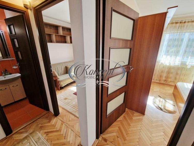 Apartament cu 3 camere decomandat, mobilat în Semicentral