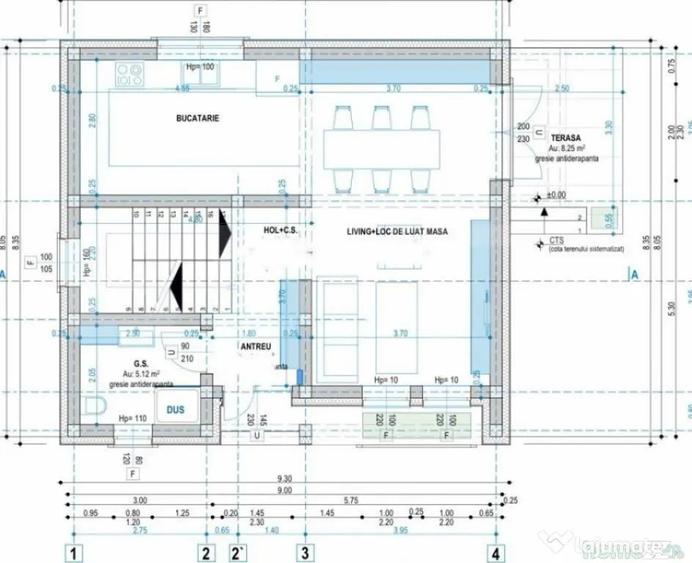 Casă cu 4 camere cu Teren 320 Mp în Central